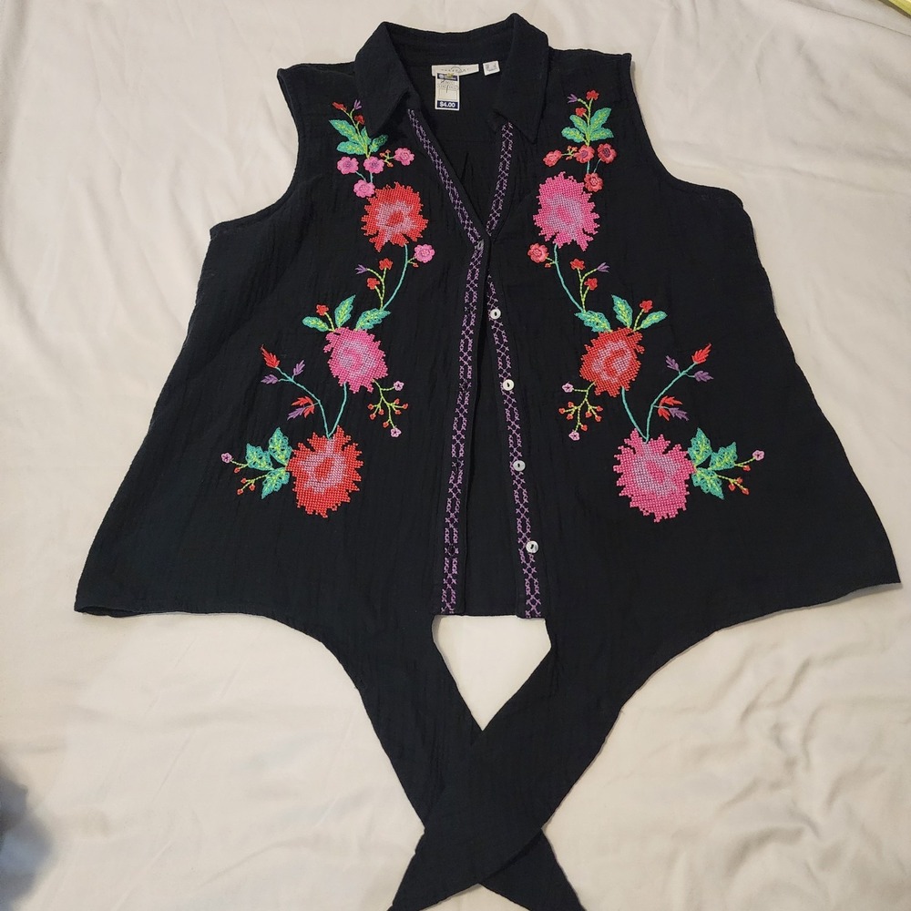 Vtg Gma Core Passport By Susan Graver Embroidered Button Down Tie Front Tank